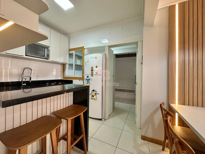 MOBILIADO E DECORADO COM TERRAÇO: 13ª foto da galeria de imagens do imóvel