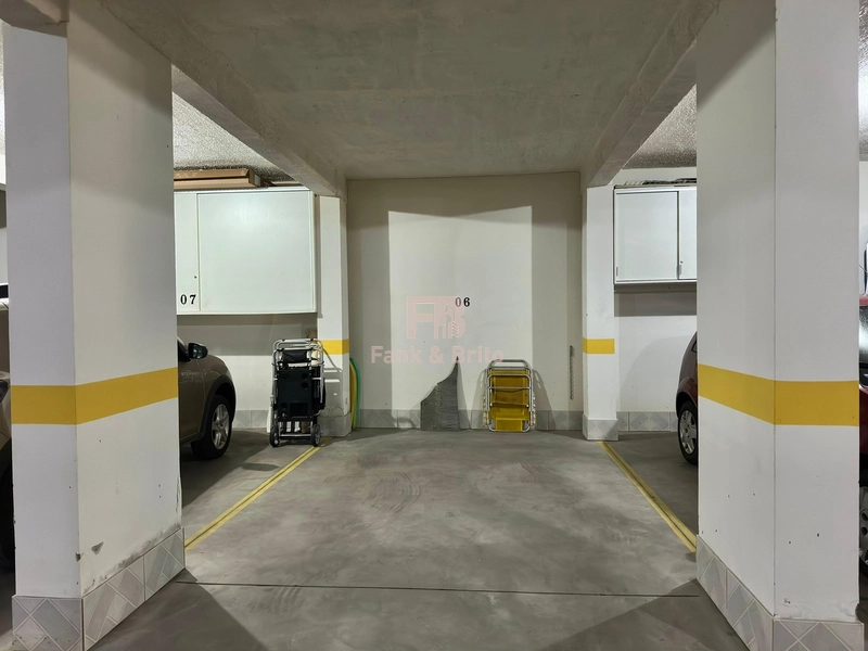 MOBILIADO E DECORADO COM TERRAÇO: 27ª foto da galeria de imagens do imóvel
