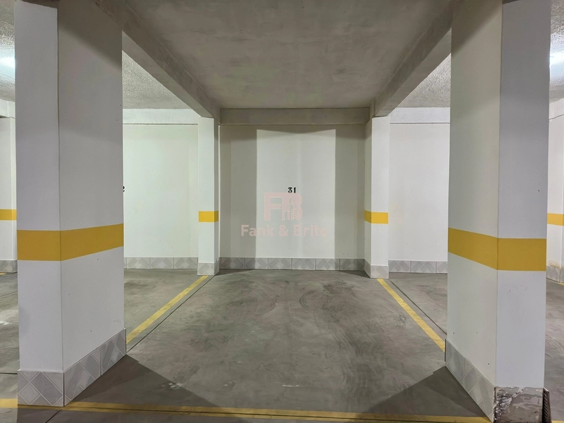 MOBILIADO E DECORADO COM TERRAÇO: 26ª foto da galeria de imagens do imóvel