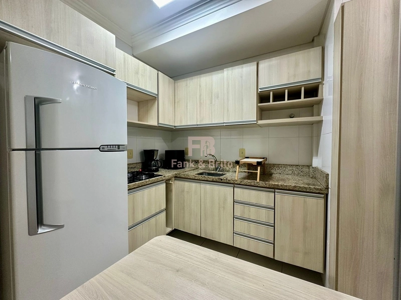 CENTRO DE CAPÃO, SALÃO DE FESTAS, 02 DORMITÓRIOS, 04 QUADRAS DO MAR.: 2ª foto da galeria de imagens do imóvel