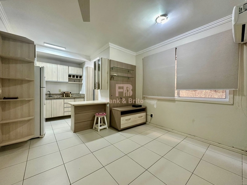 CENTRO DE CAPÃO, SALÃO DE FESTAS, 02 DORMITÓRIOS, 04 QUADRAS DO MAR.: 4ª foto da galeria de imagens do imóvel