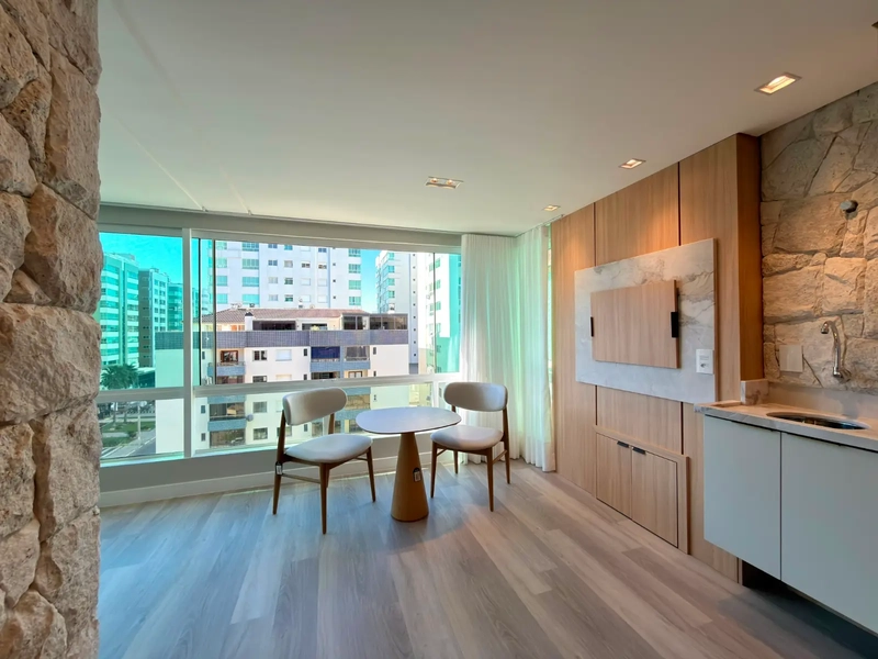 APARTAMENTO À VENDA COM VISTA ETERNA PARA O MAR: 10ª foto da galeria de imagens do imóvel