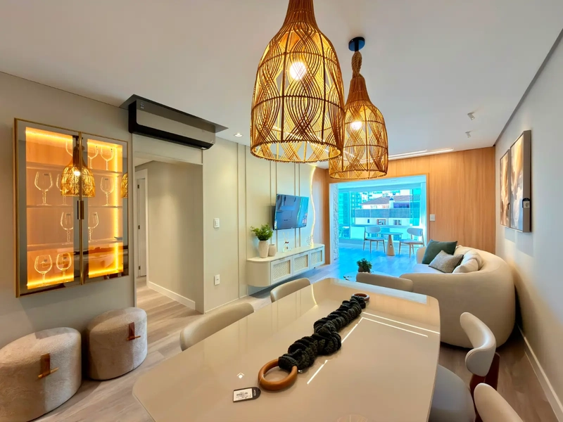 APARTAMENTO À VENDA COM VISTA ETERNA PARA O MAR: 6ª foto da galeria de imagens do imóvel