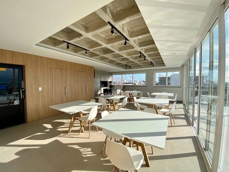 Mobiliado e decorado em prédio com infraestrutura.: 3ª foto da galeria de imagens do imóvel