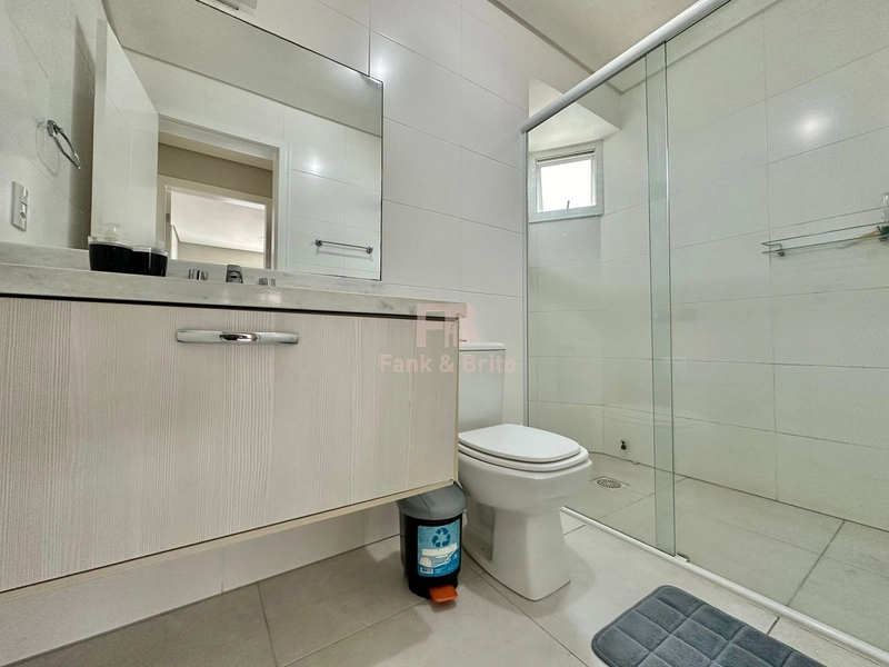 3 dormitórios a uma quadra do mar: 19ª foto da galeria de imagens do imóvel