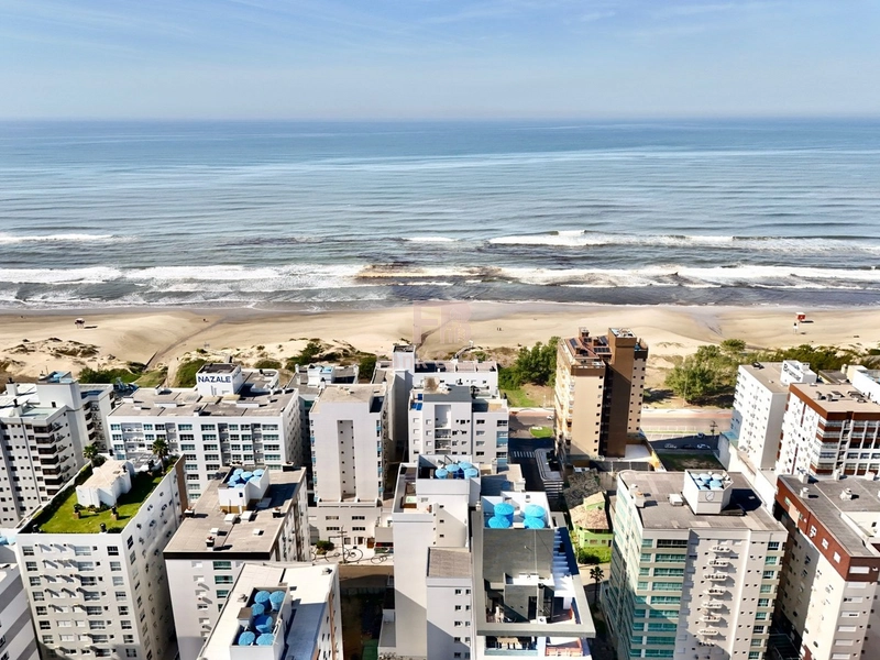 3 dormitórios a uma quadra do mar: 24ª foto da galeria de imagens do imóvel