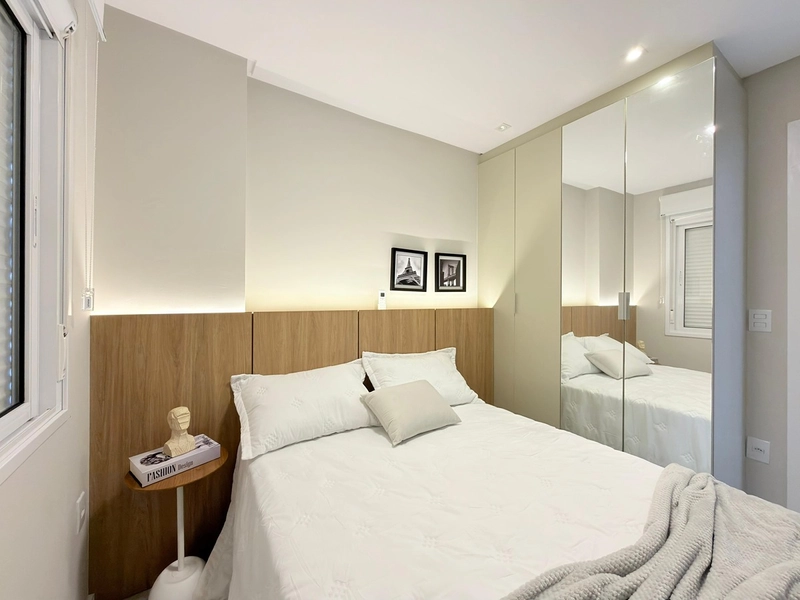 MOBILIADO E DECORADO COM SACADA DE FRENTE.: 24ª foto da galeria de imagens do imóvel