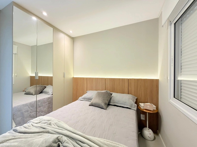 MOBILIADO E DECORADO COM SACADA DE FRENTE.: 21ª foto da galeria de imagens do imóvel