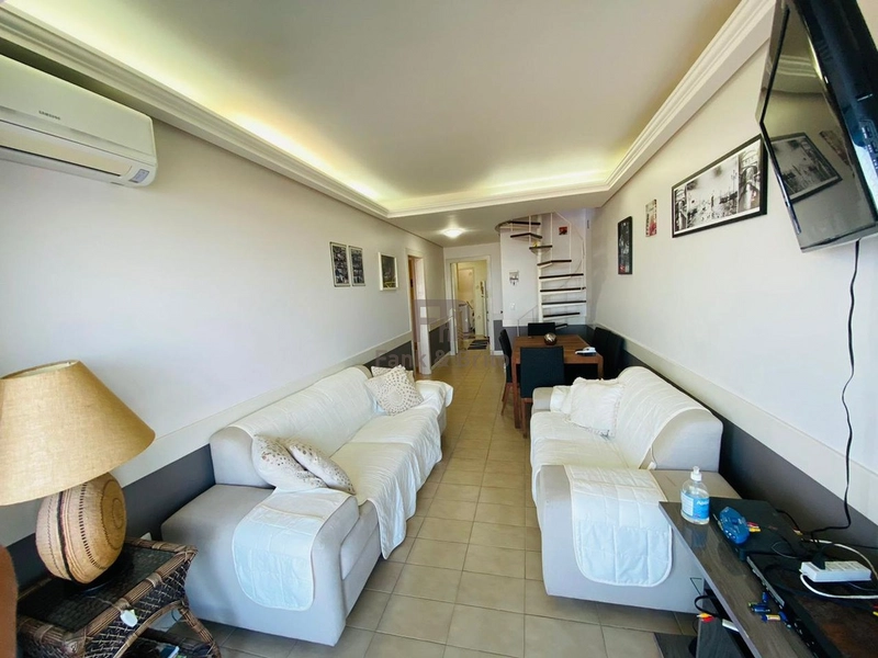 COBERTURA A BEIRA MAR, COM VISTA LIBERADA PARA PRAIA , MAR E PRAÇA: 4ª foto da galeria de imagens do imóvel