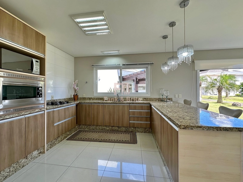 SOBRADO COM SALÃO DE FESTAS.: 9ª foto da galeria de imagens do imóvel