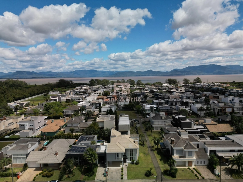 SOBRADO COM SALÃO DE FESTAS.: 27ª foto da galeria de imagens do imóvel