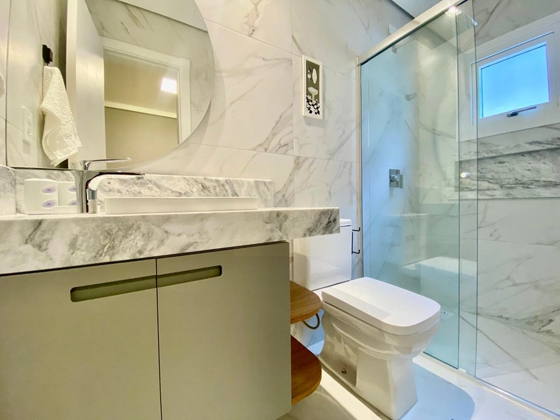 APARTAMENTO AO LADO DA PRAÇA FLAVIO BOIANOVSKI, DUAS QUADRAS DO MAR!: 24ª foto da galeria de imagens do imóvel