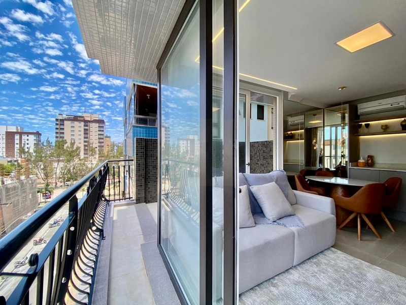 APARTAMENTO AO LADO DA PRAÇA FLAVIO BOIANOVSKI, DUAS QUADRAS DO MAR!: 12ª foto da galeria de imagens do imóvel