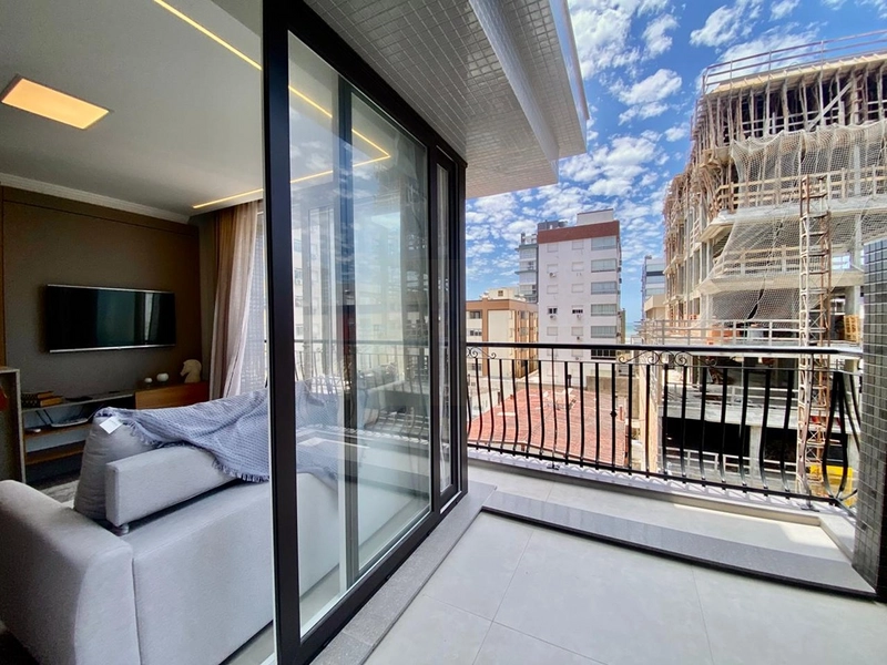 APARTAMENTO AO LADO DA PRAÇA FLAVIO BOIANOVSKI, DUAS QUADRAS DO MAR!: 16ª foto da galeria de imagens do imóvel