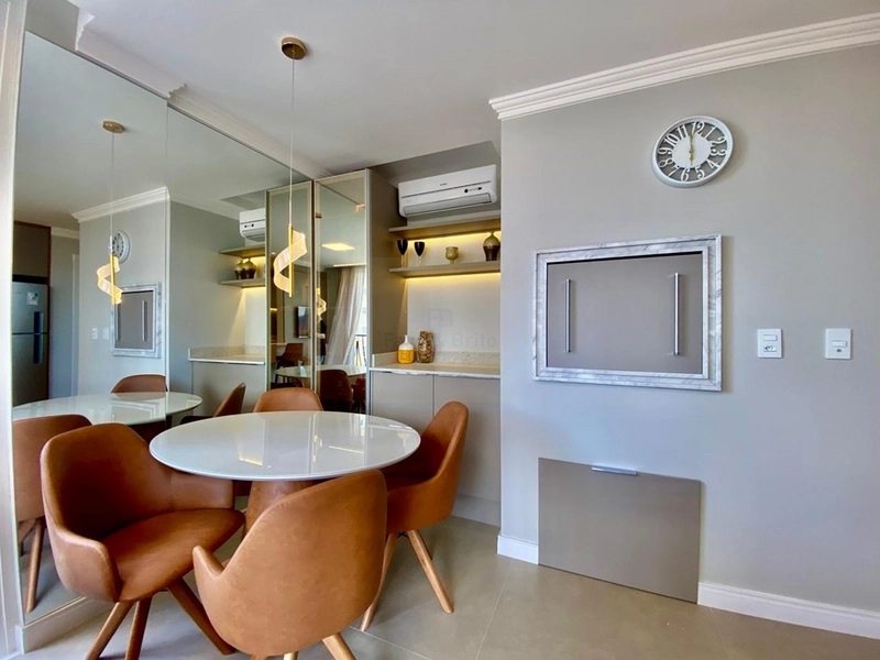 APARTAMENTO AO LADO DA PRAÇA FLAVIO BOIANOVSKI, DUAS QUADRAS DO MAR!: 18ª foto da galeria de imagens do imóvel