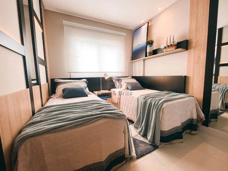 VENDE APARTAMENTO COM ALTO PADRÃO CONSTRUTIVO DUAS QUADRAS DO MAR: 3ª foto da galeria de imagens do imóvel