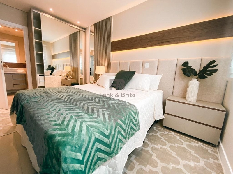 VENDE APARTAMENTO COM ALTO PADRÃO CONSTRUTIVO DUAS QUADRAS DO MAR: 5ª foto da galeria de imagens do imóvel