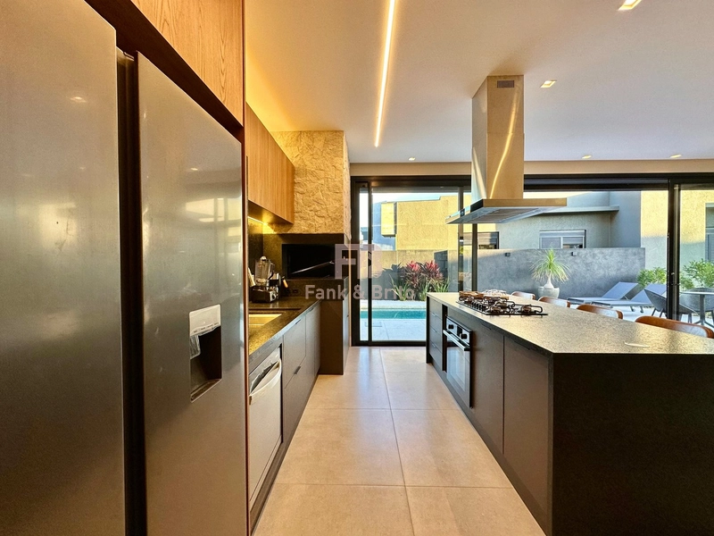 SOBRADO À VENDA, CONDOMÍNIO  SUNSET.: 10ª foto da galeria de imagens do imóvel