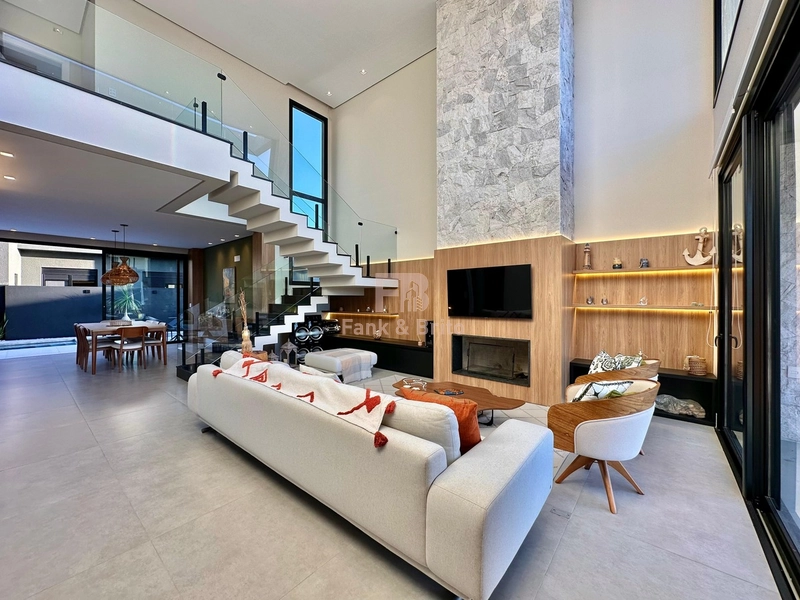 SOBRADO À VENDA, CONDOMÍNIO  SUNSET.: 1ª foto da galeria de imagens do imóvel