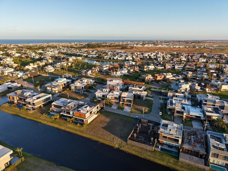 SOBRADO À VENDA, CONDOMÍNIO  SUNSET.: 28ª foto da galeria de imagens do imóvel