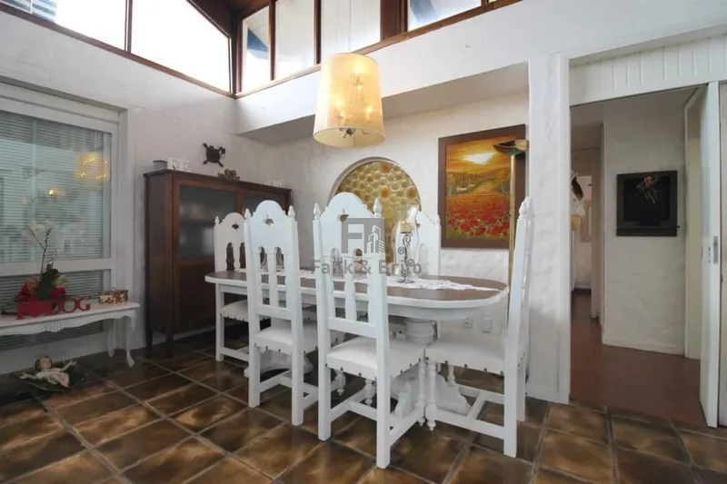 CASA DE 5 DORMITÓRIOS A VENDA: 5ª foto da galeria de imagens do imóvel