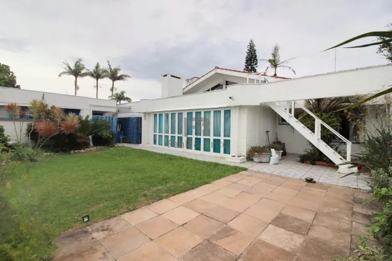 CASA DE 5 DORMITÓRIOS A VENDA: 28ª foto da galeria de imagens do imóvel