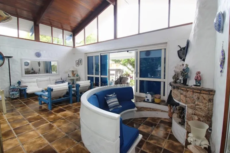 CASA DE 5 DORMITÓRIOS A VENDA: 3ª foto da galeria de imagens do imóvel