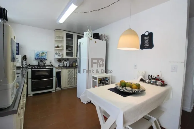 CASA DE 5 DORMITÓRIOS A VENDA: 6ª foto da galeria de imagens do imóvel