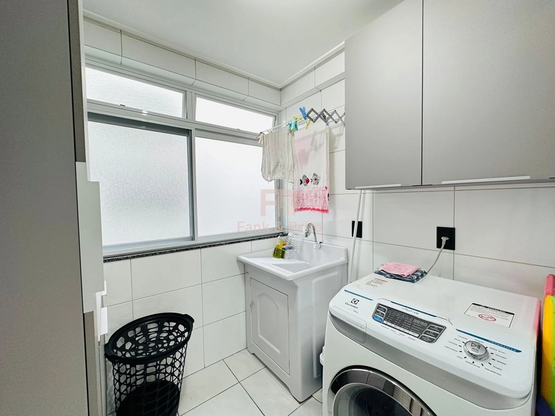 VENDE APARTAMENTO NOVO POUCOS METROS DO MAR BEM MOBILIADO: 15ª foto da galeria de imagens do imóvel