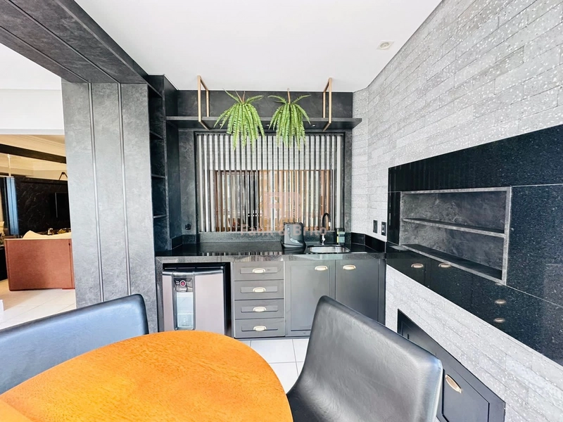 VENDE APARTAMENTO NOVO POUCOS METROS DO MAR BEM MOBILIADO: 11ª foto da galeria de imagens do imóvel