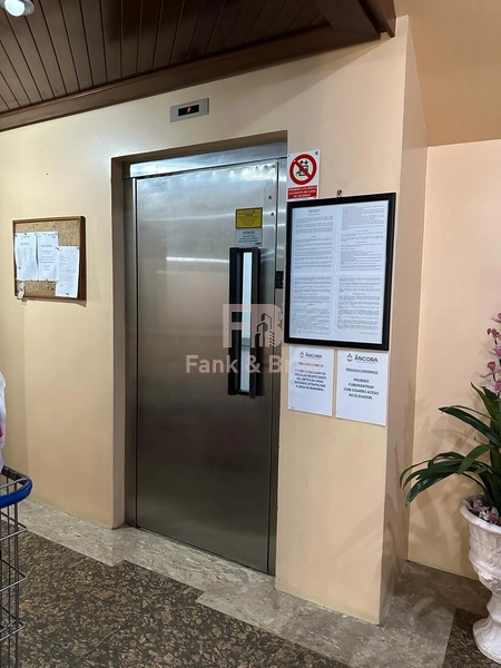 Negocio de ocasião a poucos passos do mar!: 13ª foto da galeria de imagens do imóvel