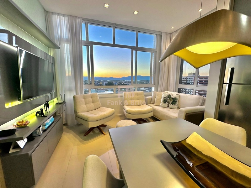 Belo Apartamento Mobiliado e Decorado - 2 Dormitórios (1 Suíte): 4ª foto da galeria de imagens do imóvel