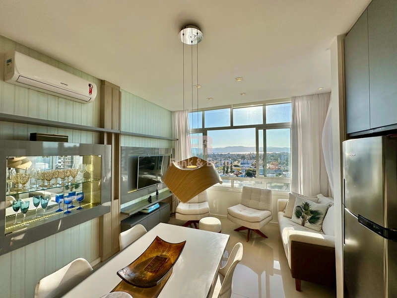 Belo Apartamento Mobiliado e Decorado - 2 Dormitórios (1 Suíte): 9ª foto da galeria de imagens do imóvel