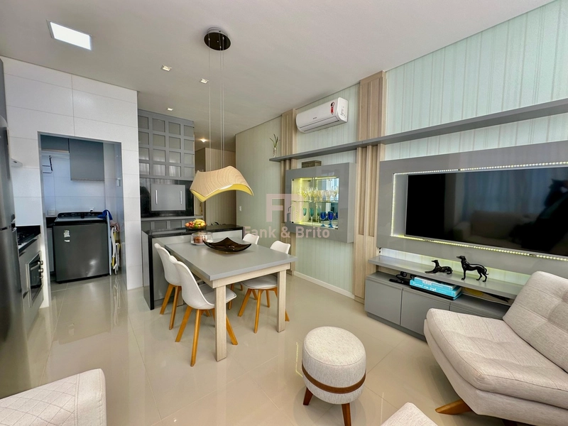 Belo Apartamento Mobiliado e Decorado - 2 Dormitórios (1 Suíte): 6ª foto da galeria de imagens do imóvel