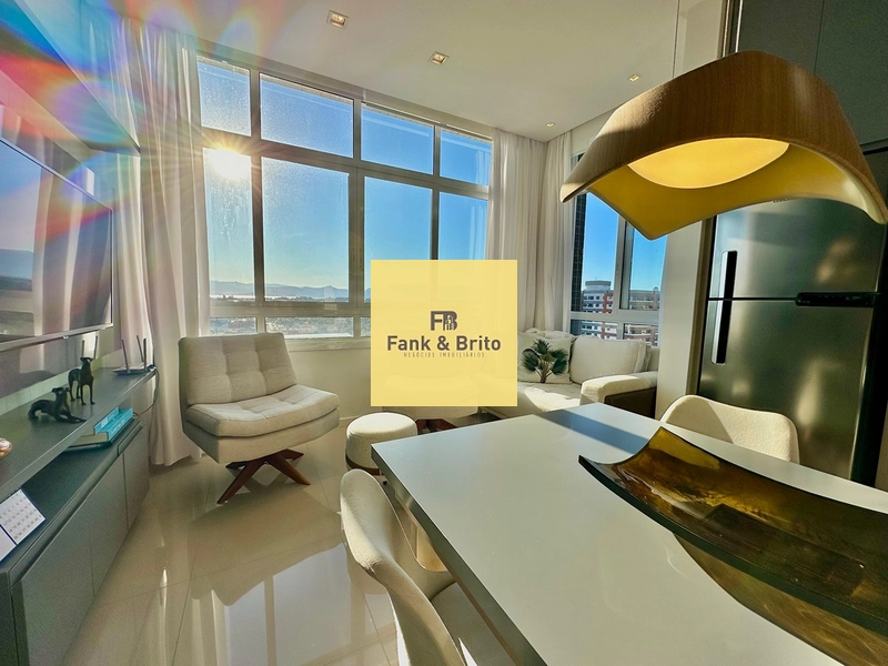 Belo Apartamento Mobiliado e Decorado - 2 Dormitórios (1 Suíte): 2ª foto da galeria de imagens do imóvel