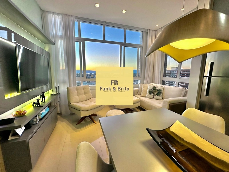 Belo Apartamento Mobiliado e Decorado - 2 Dormitórios (1 Suíte): 1ª foto da galeria de imagens do imóvel