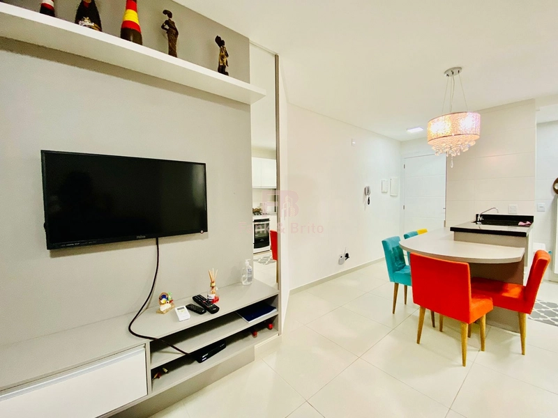 APARTAMENTO A VENDA A UMA QUADRA DO MAR EM CAPÃO DA CANOA: 4ª foto da galeria de imagens do imóvel