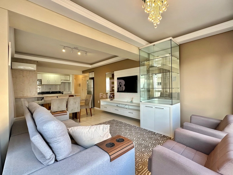 APARTAMENTO A VENDA DE FRENTE PARA AVENIDA UBIRAJARA: 3ª foto da galeria de imagens do imóvel