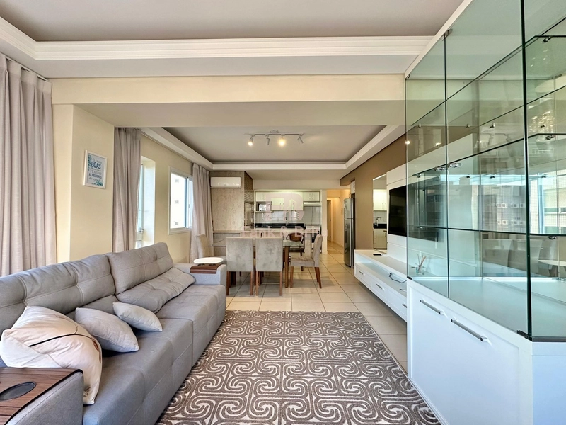 APARTAMENTO A VENDA DE FRENTE PARA AVENIDA UBIRAJARA: 1ª foto da galeria de imagens do imóvel