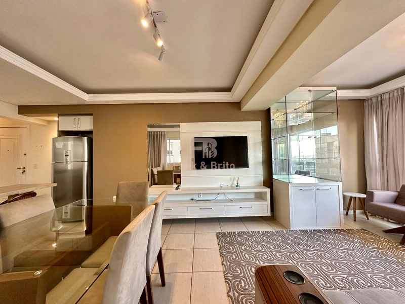 APARTAMENTO A VENDA DE FRENTE PARA AVENIDA UBIRAJARA: 6ª foto da galeria de imagens do imóvel