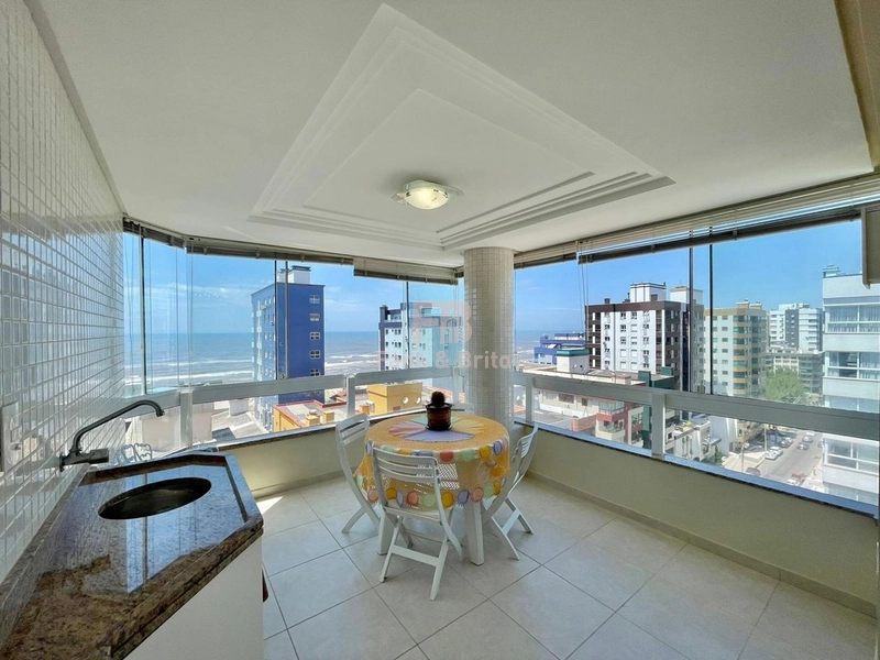 Apartamento 3 dormitórios a poucos metros do mar!: 3ª foto da galeria de imagens do imóvel