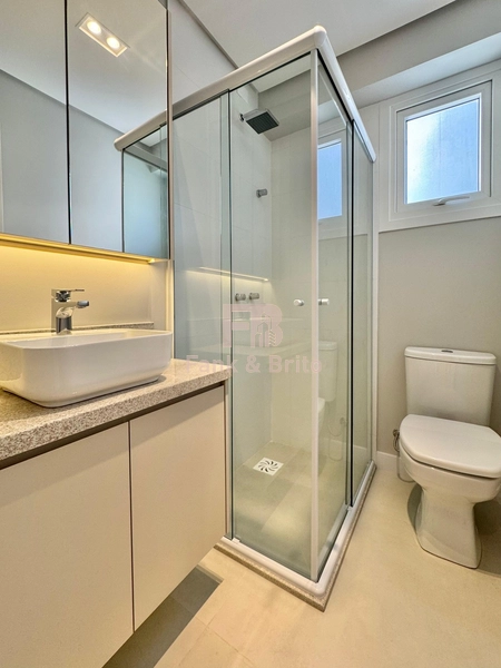 MOBILIADO E DECORADO NO NAVEGANTES: 12ª foto da galeria de imagens do imóvel