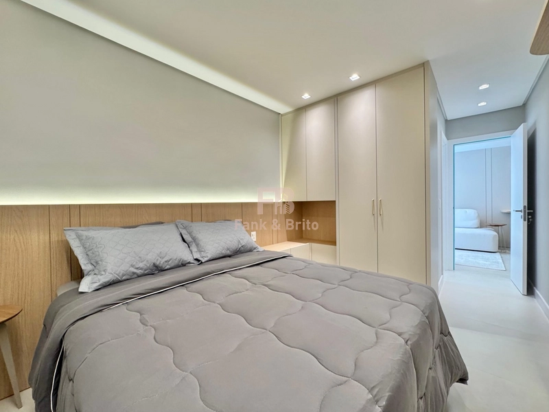 MOBILIADO E DECORADO NO NAVEGANTES: 13ª foto da galeria de imagens do imóvel