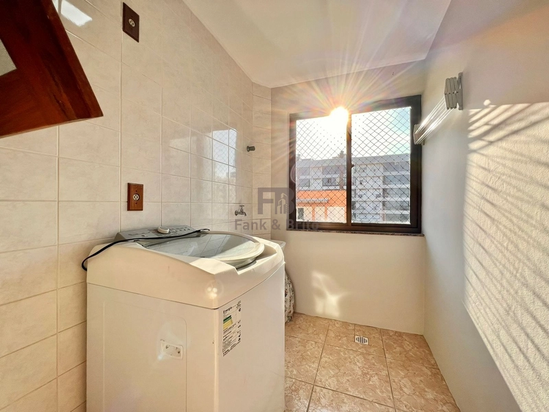 3 DORMITÓRIOS DE FRENTE AVENIDA! MOBILIADO!: 10ª foto da galeria de imagens do imóvel