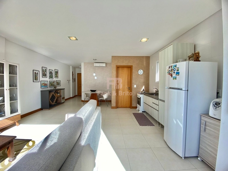 Apartamento com vista para Praça Flávio Boianóvski: 12ª foto da galeria de imagens do imóvel