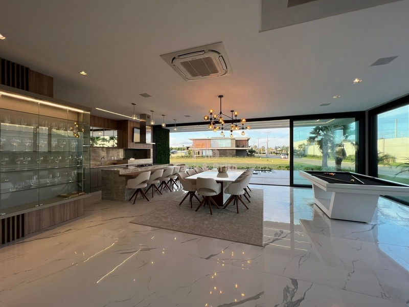 RESIDÊNCIA DE ESQUINA NO CONDOMÍNIO SENSE - LUXO E REQUINTE: 16ª foto da galeria de imagens do imóvel