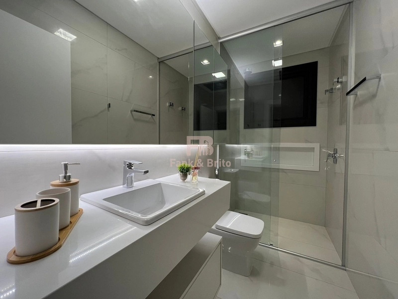 RESIDÊNCIA DE ESQUINA NO CONDOMÍNIO SENSE - LUXO E REQUINTE: 52ª foto da galeria de imagens do imóvel