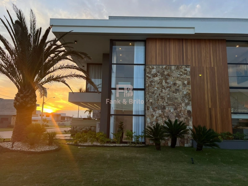 RESIDÊNCIA DE ESQUINA NO CONDOMÍNIO SENSE - LUXO E REQUINTE: 30ª foto da galeria de imagens do imóvel