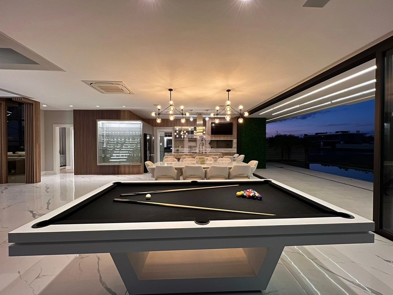 RESIDÊNCIA DE ESQUINA NO CONDOMÍNIO SENSE - LUXO E REQUINTE: 41ª foto da galeria de imagens do imóvel