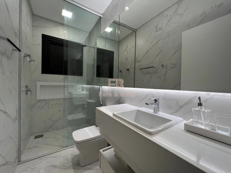 RESIDÊNCIA DE ESQUINA NO CONDOMÍNIO SENSE - LUXO E REQUINTE: 60ª foto da galeria de imagens do imóvel